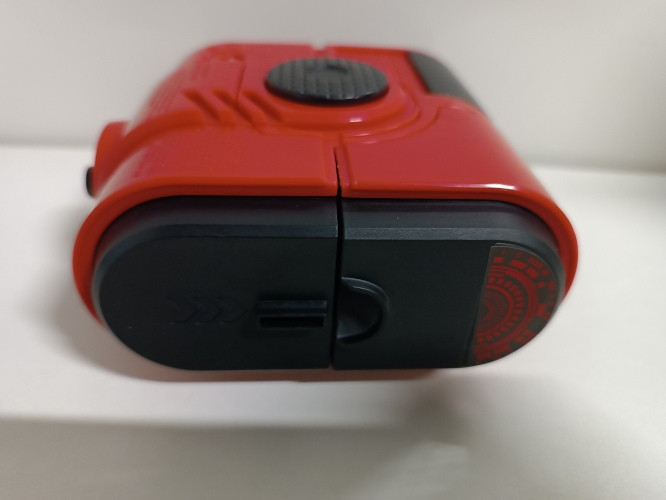 2-879664.jpg