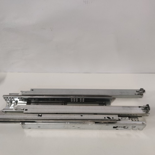 3-829919.jpg